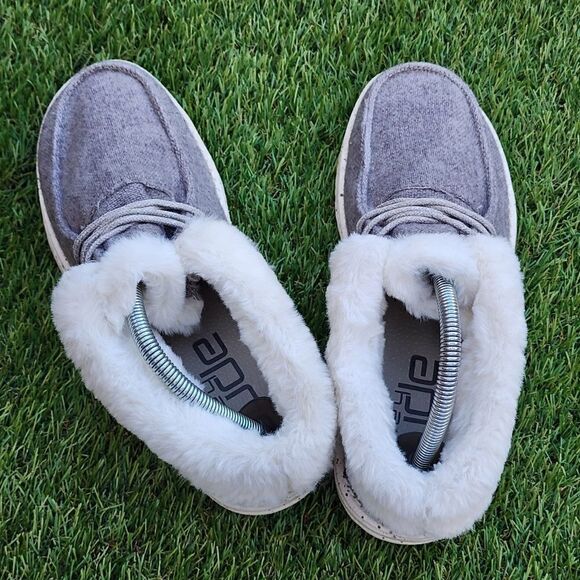 HEY DUDE BRITT - Womens Slip On - SIZE 9 - Picture 7 of 9